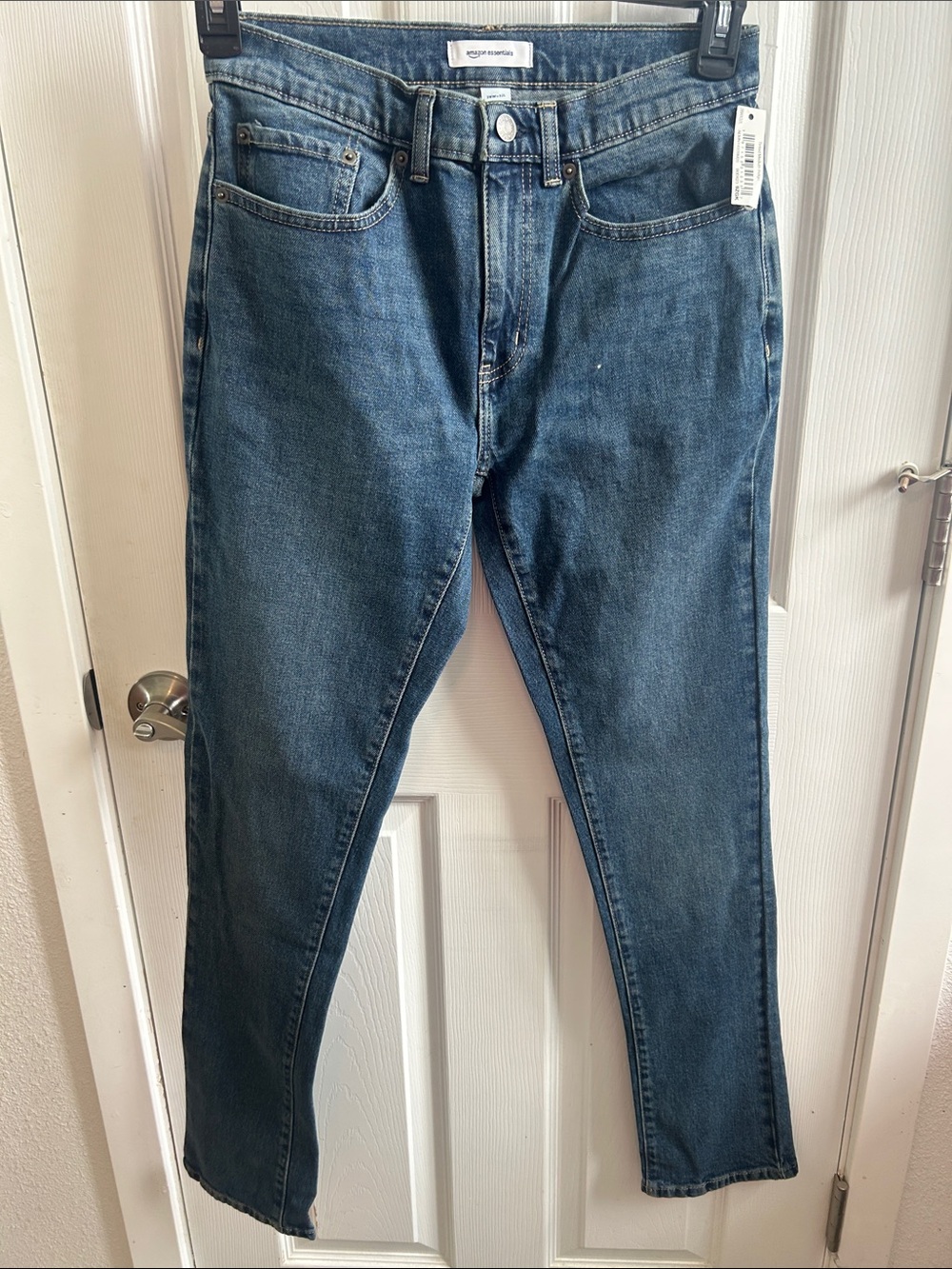28W x 32L Classic Women’s Denim Jeans - Straight Blue